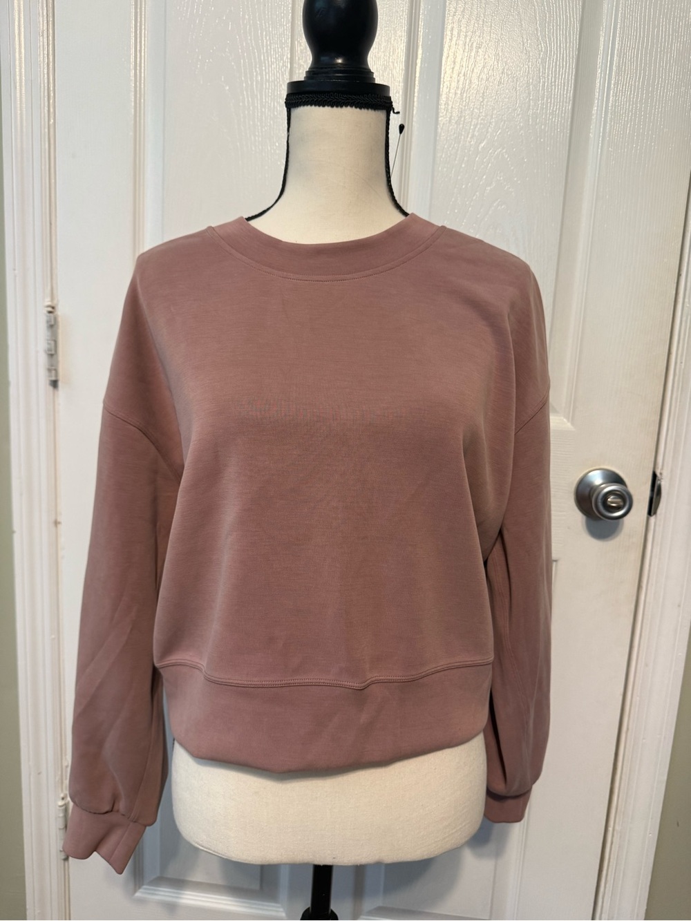 lululemon athletica Crewneck Sweater in Dusty Rose